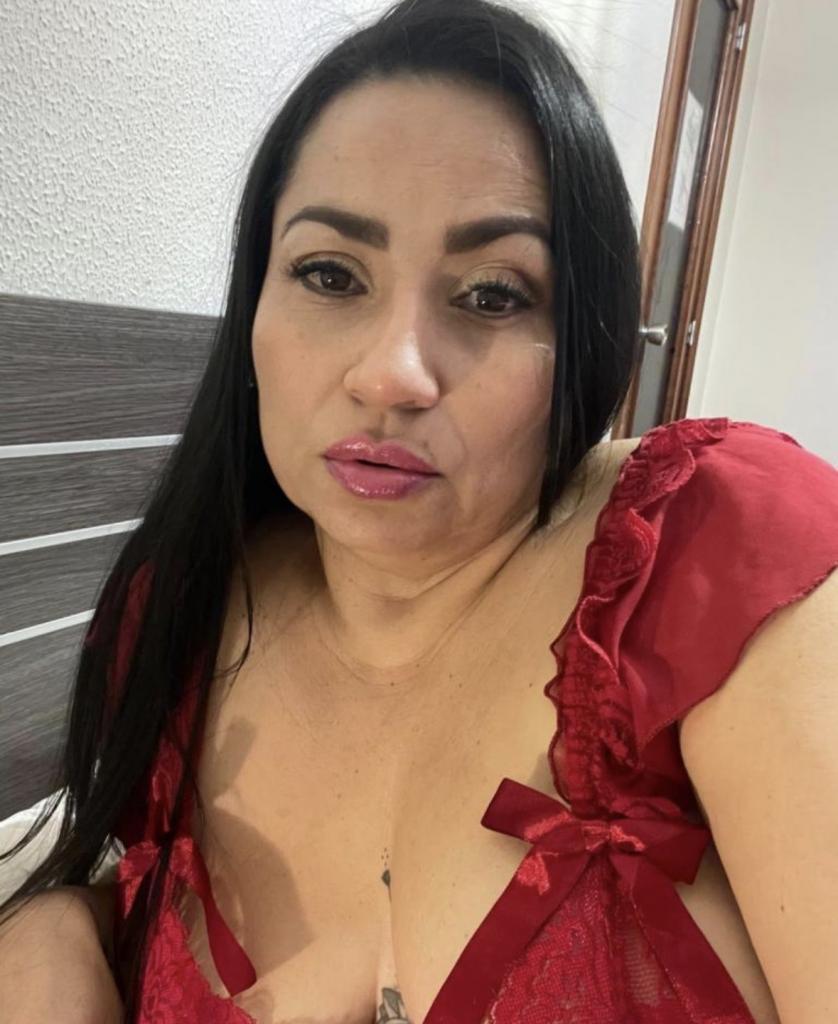 Chica busca chico en Pontevedra: 