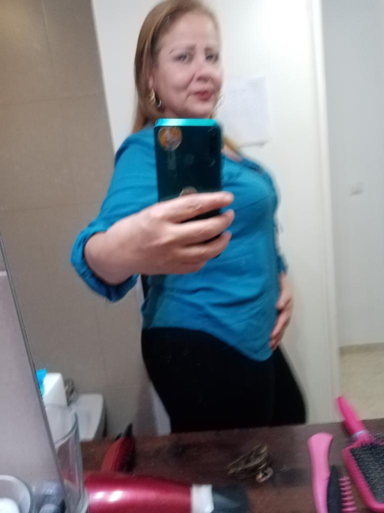 722272164: Chica busca chico en Sevilla