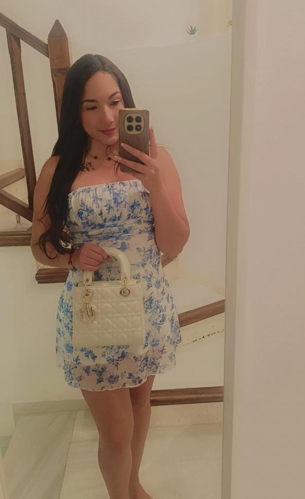 Chica busca chico en Barcelona: 