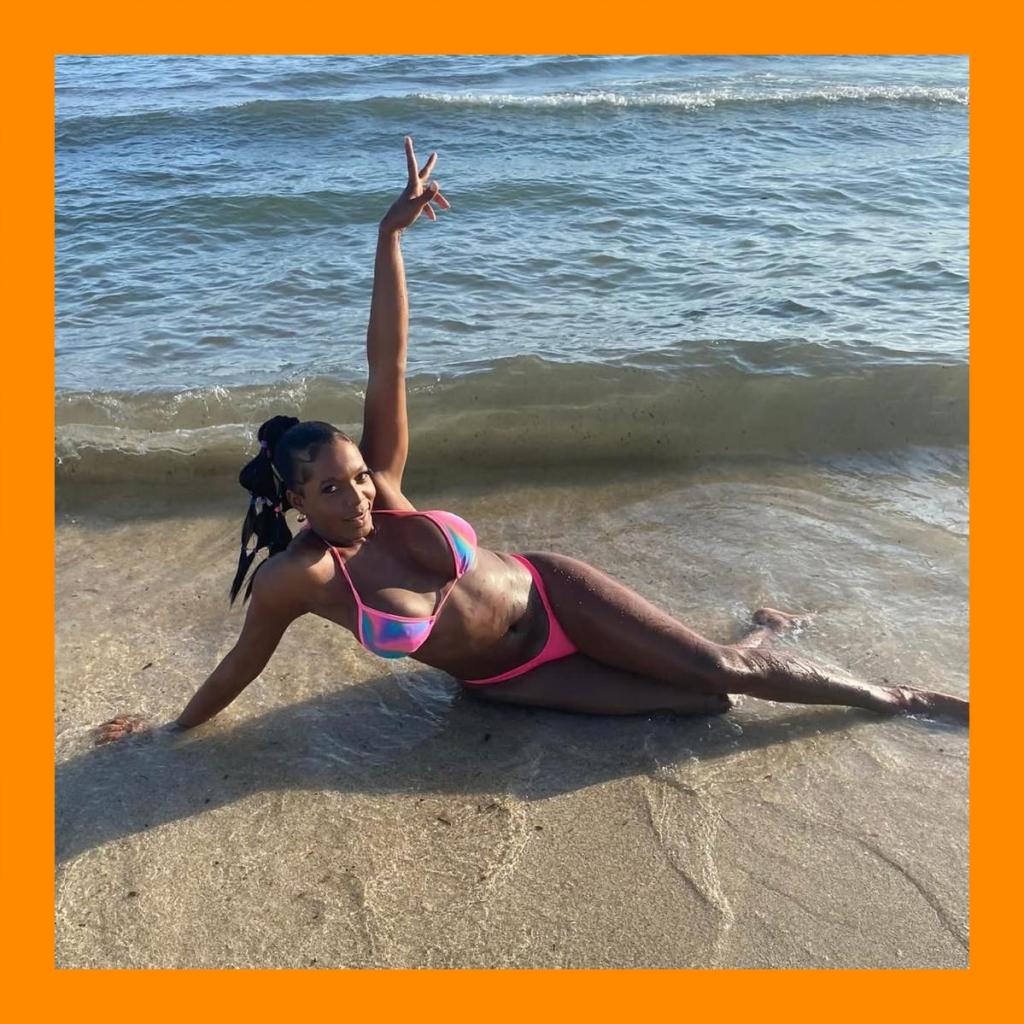 603869432: Transexual en Ibiza