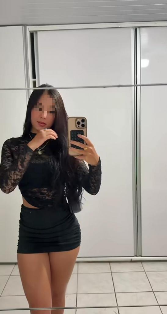 632194996: Chica busca chico en León