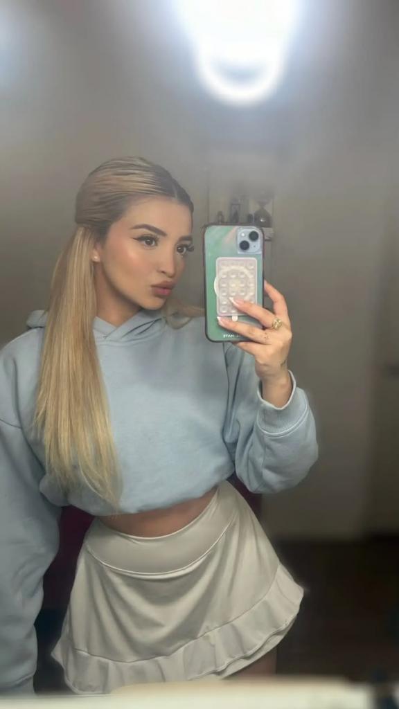 677129614: Chica busca chico en Cantabria