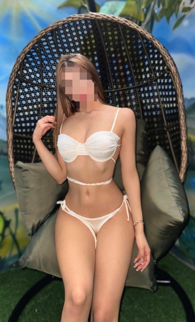 631066642: Chica busca chico en Madrid