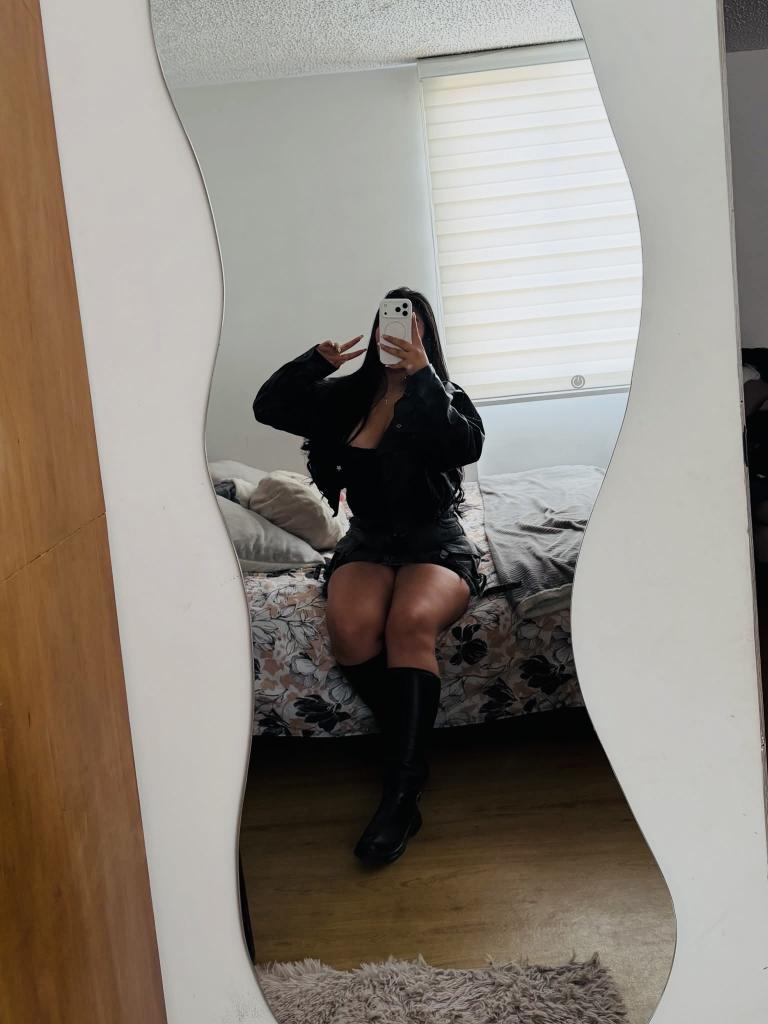 624188625: Chica busca chico en Mallorca
