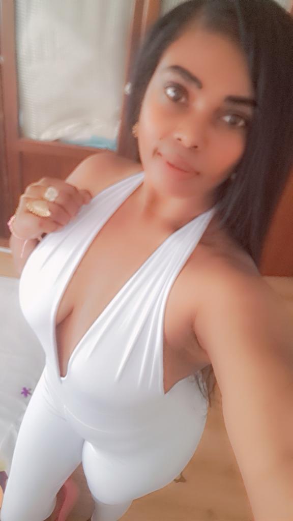 626971483: Chica busca chico en Huelva