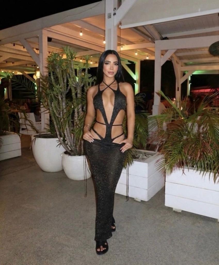 Chica busca chico en Ibiza: 