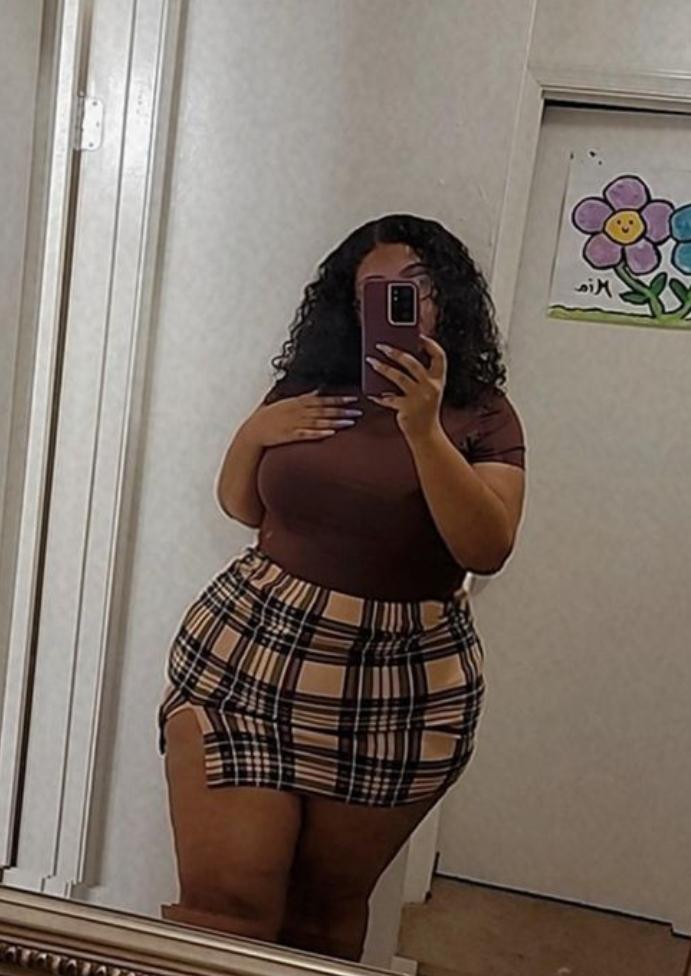 Chica busca chico en Granada: 