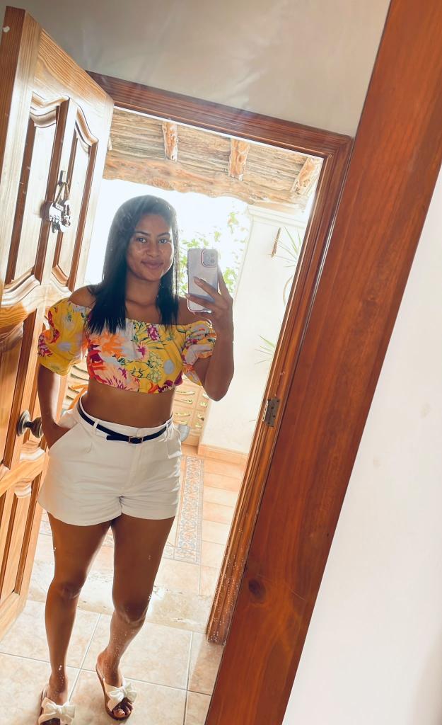 Chica busca chico en Almería: 
