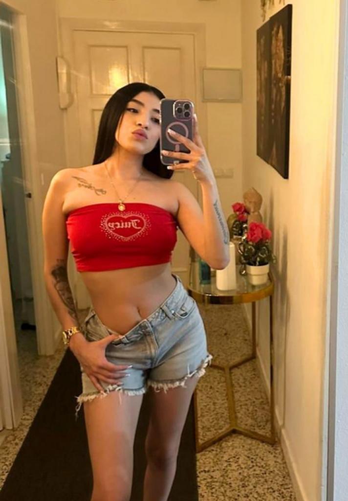 Chica busca chico en Mallorca: 