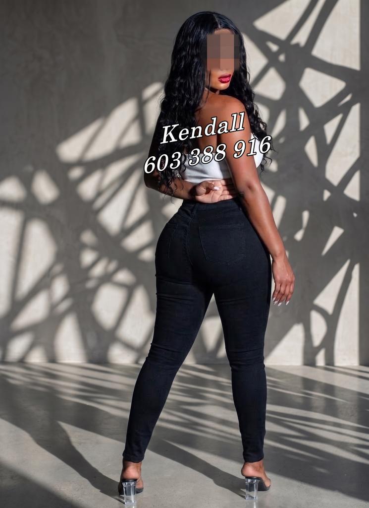 Chica busca chico en Murcia: Chica busca chico