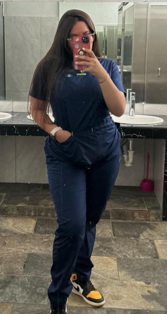 Chica busca chico en Sevilla: 