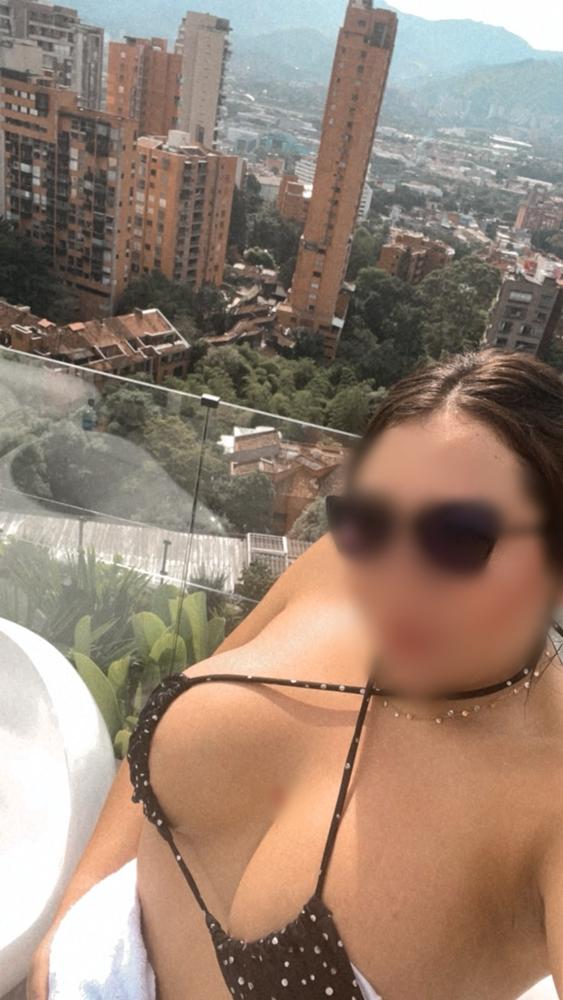 Chica busca chico en Cádiz: 