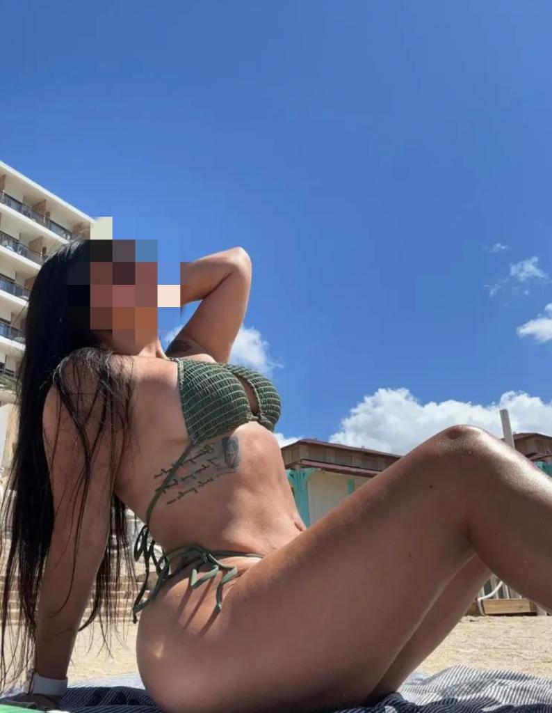Chica busca chico en Granada: 