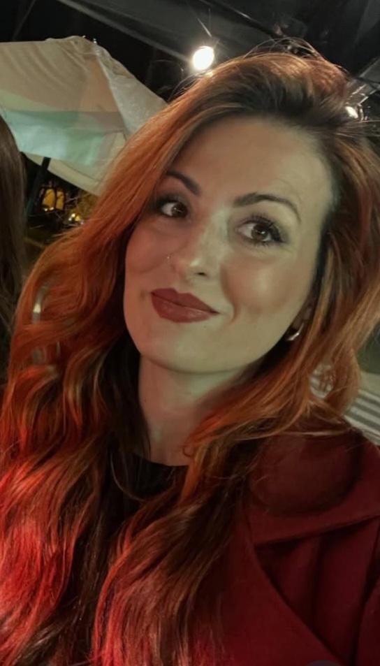 Chica busca chico en Sevilla: 