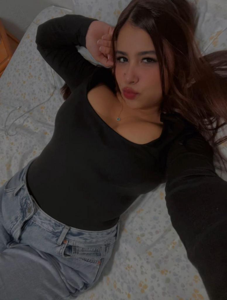 Chica busca chico en Valencia: Chica busca chico