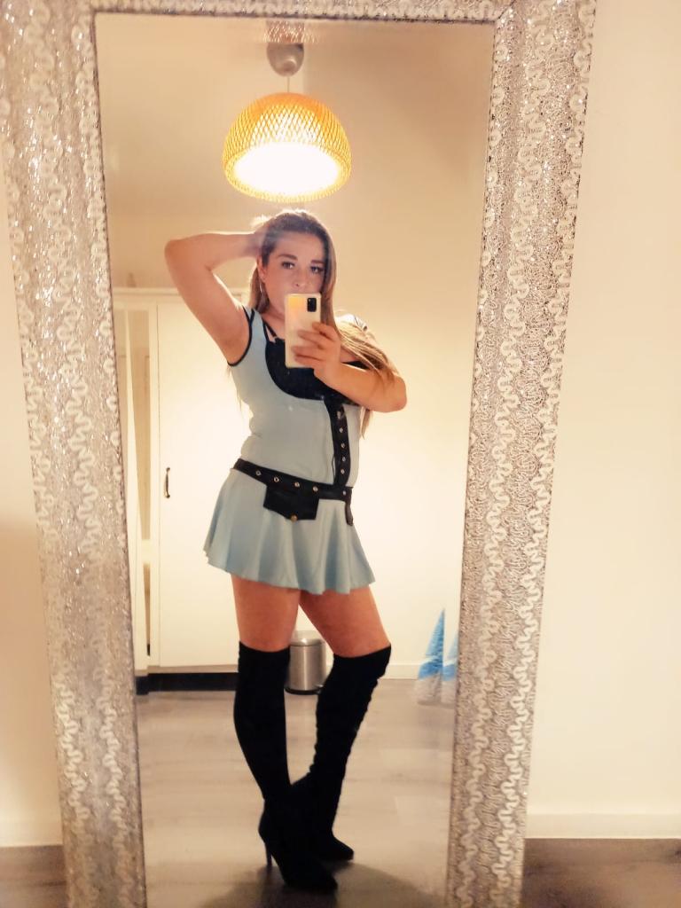 Chica busca chico en Pontevedra: 