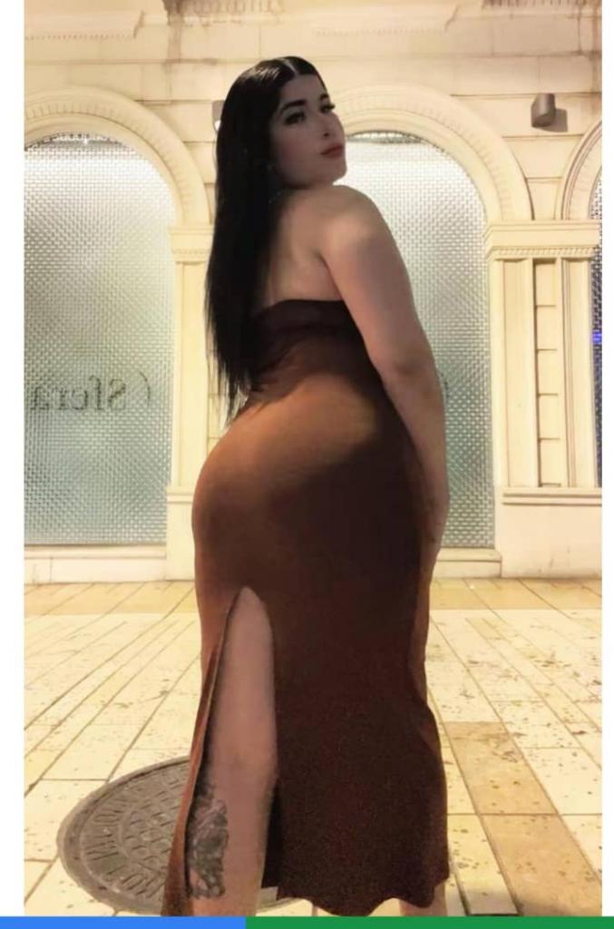 610075385: Travesti en Granada