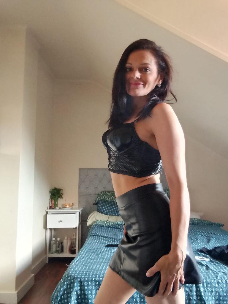 Chica busca chico en Pontevedra: 