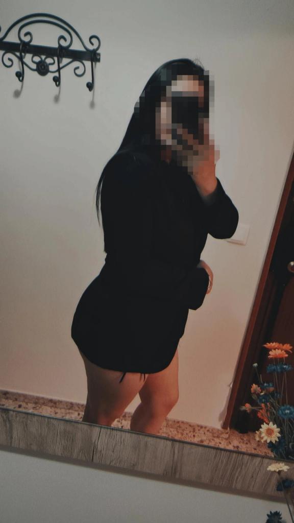 Chica busca chico en Cádiz: 