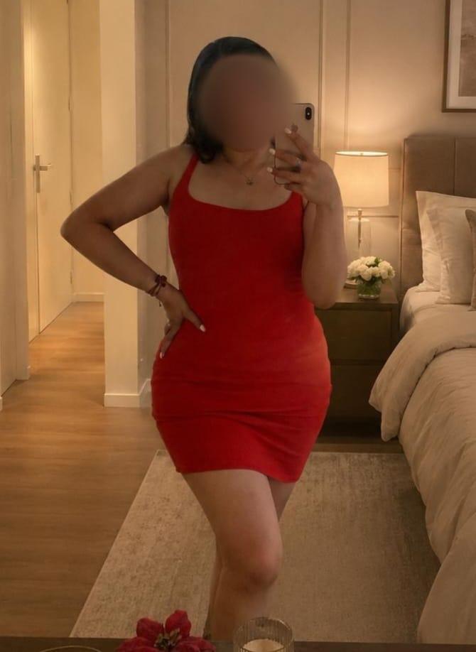 Chica busca chico en Almería: 