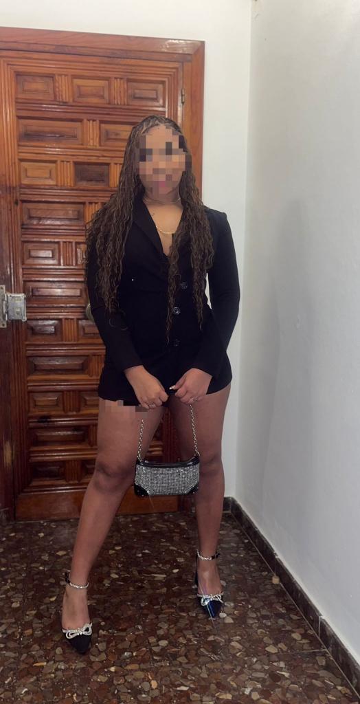 Chica busca chico en Huelva: 