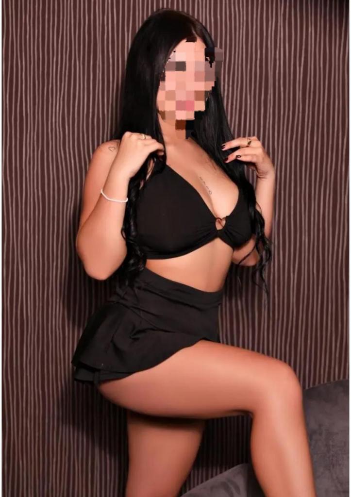 Chica busca chico en Sevilla: 