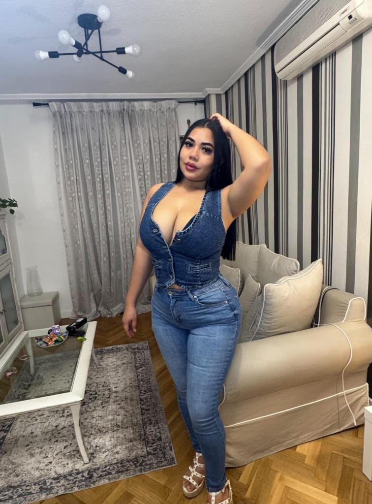 672573372: Chica busca chico en Cádiz
