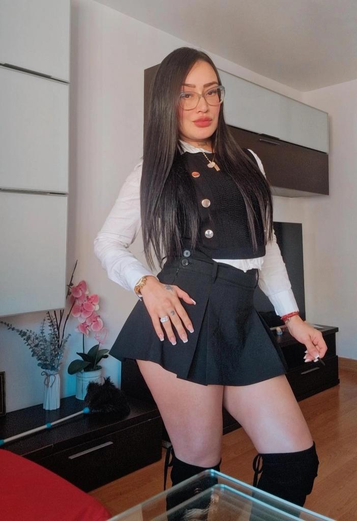 613506245: Chica busca chico en Zaragoza