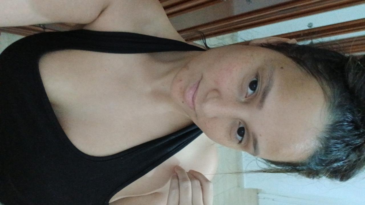 624917399: Chica busca chico en Sevilla