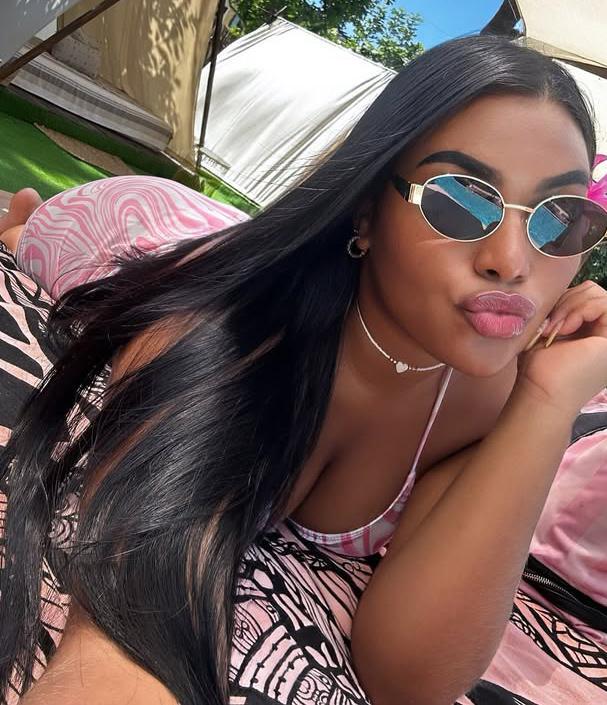 Chica busca chico en Málaga: Chica busca chico