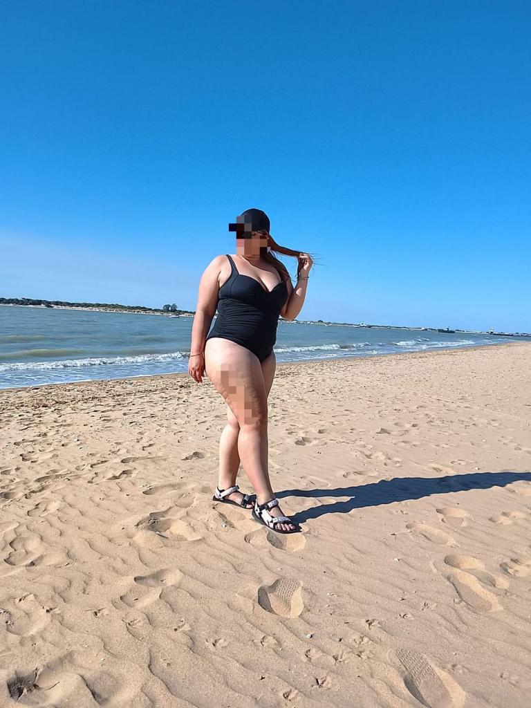 Chica busca chico en Cádiz: 