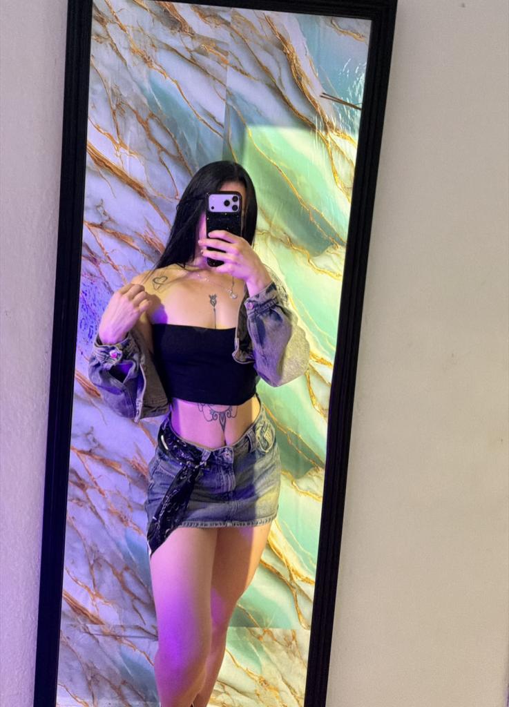 637029764: Chica busca chico en Málaga