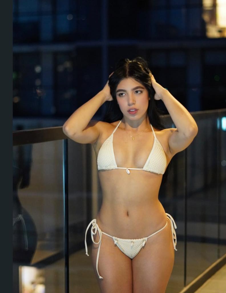 Chica busca chico en Cádiz: 