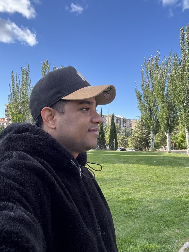 602510879: Chico busca chica en Zaragoza