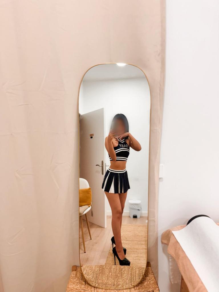 Chica busca chico en Mallorca: 