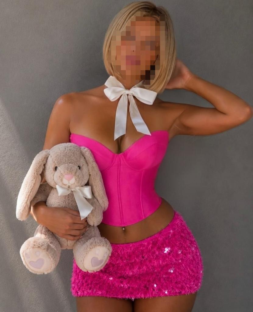 Chica busca chico en Barcelona: 