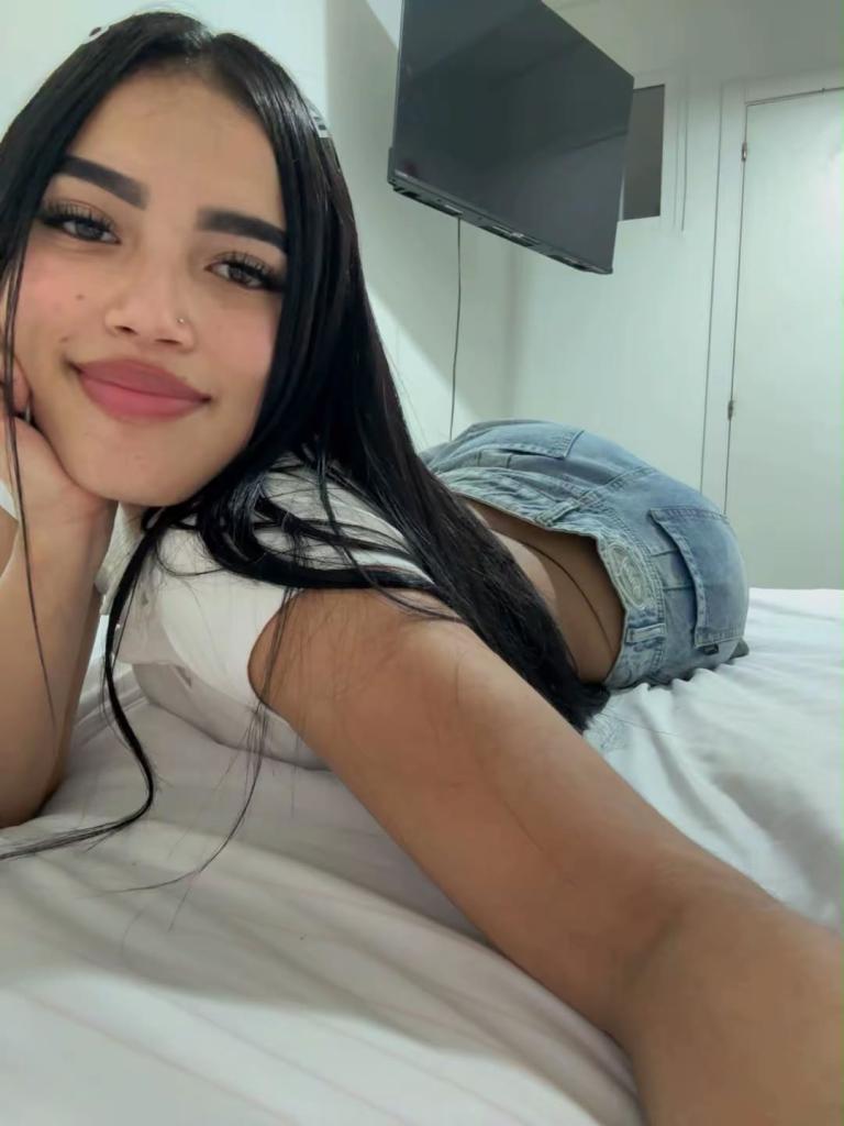 613556228: Chica busca chico en Alicante
