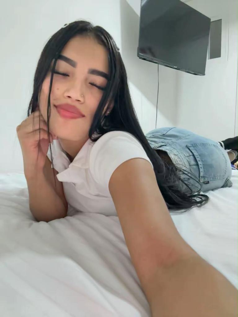 613556228: Chica busca chico en Alicante
