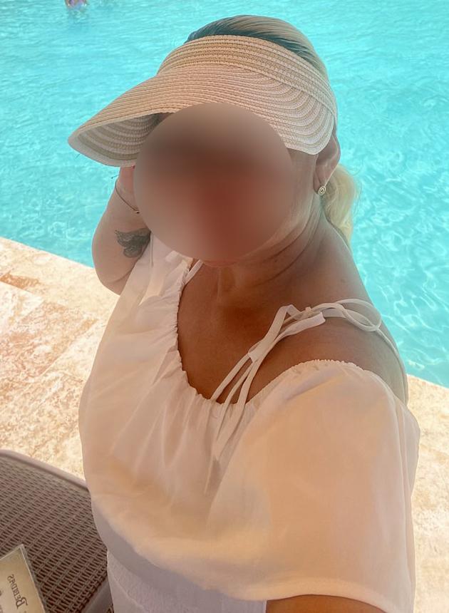 661496047: Chica busca chico en Murcia