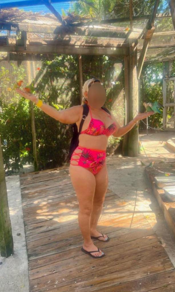 661496047: Chica busca chico en Murcia