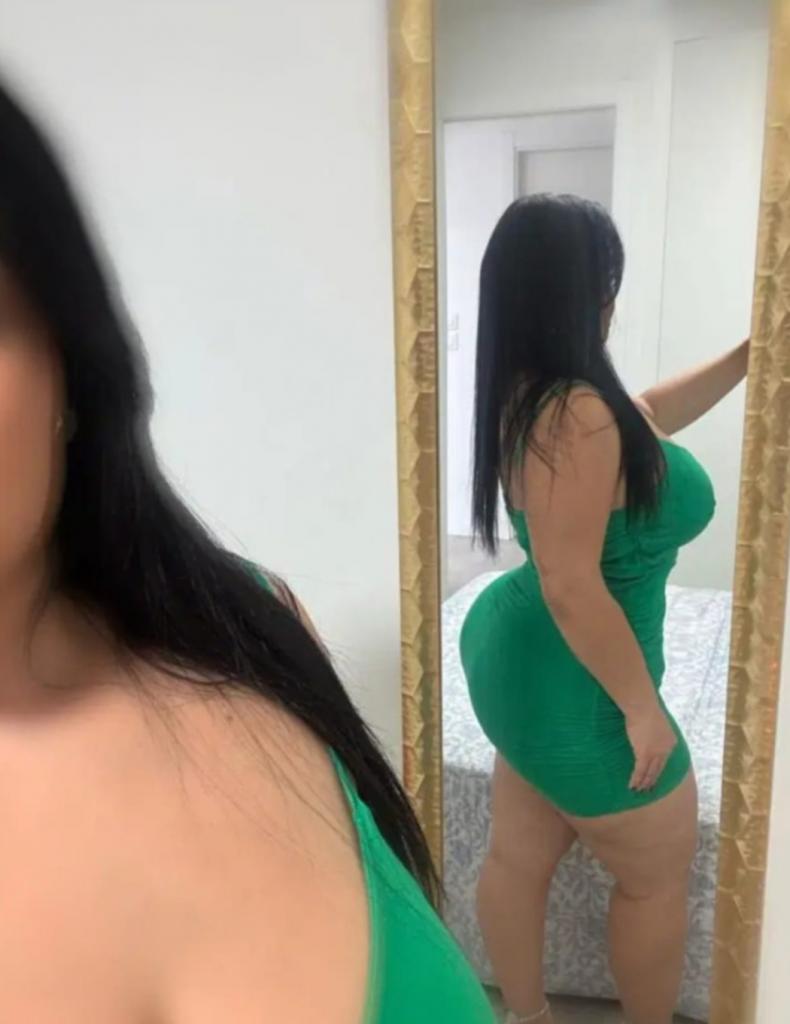 Chica busca chico en La Coruña: 