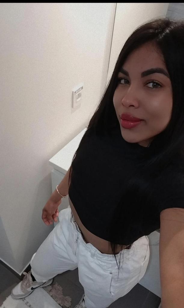 677771181: Chica busca chico en Vizcaya