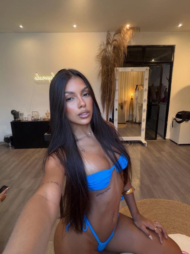 600008853: Chica busca chico en Málaga