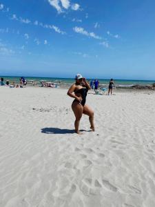 633149888: Chica busca chico en Cádiz