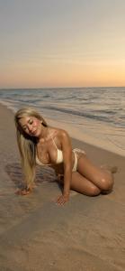 632298867: Chica busca chico en Ibiza