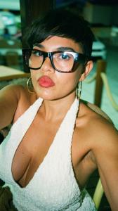 631454597: Chica busca chico en Mallorca