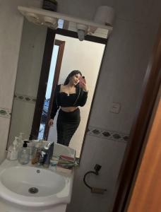 633592046: Chica busca chico en Gerona