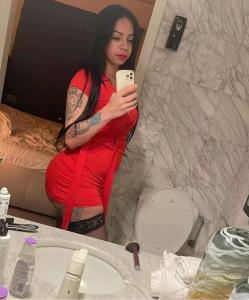 672829212: Chica busca chico en Orense