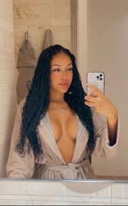632292769: Chica busca chico en Barcelona
