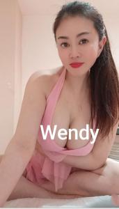 627092286: Chica busca chico en Barcelona